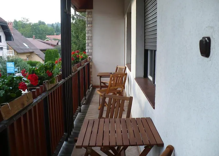 Kitty Lägenhet Miskolc